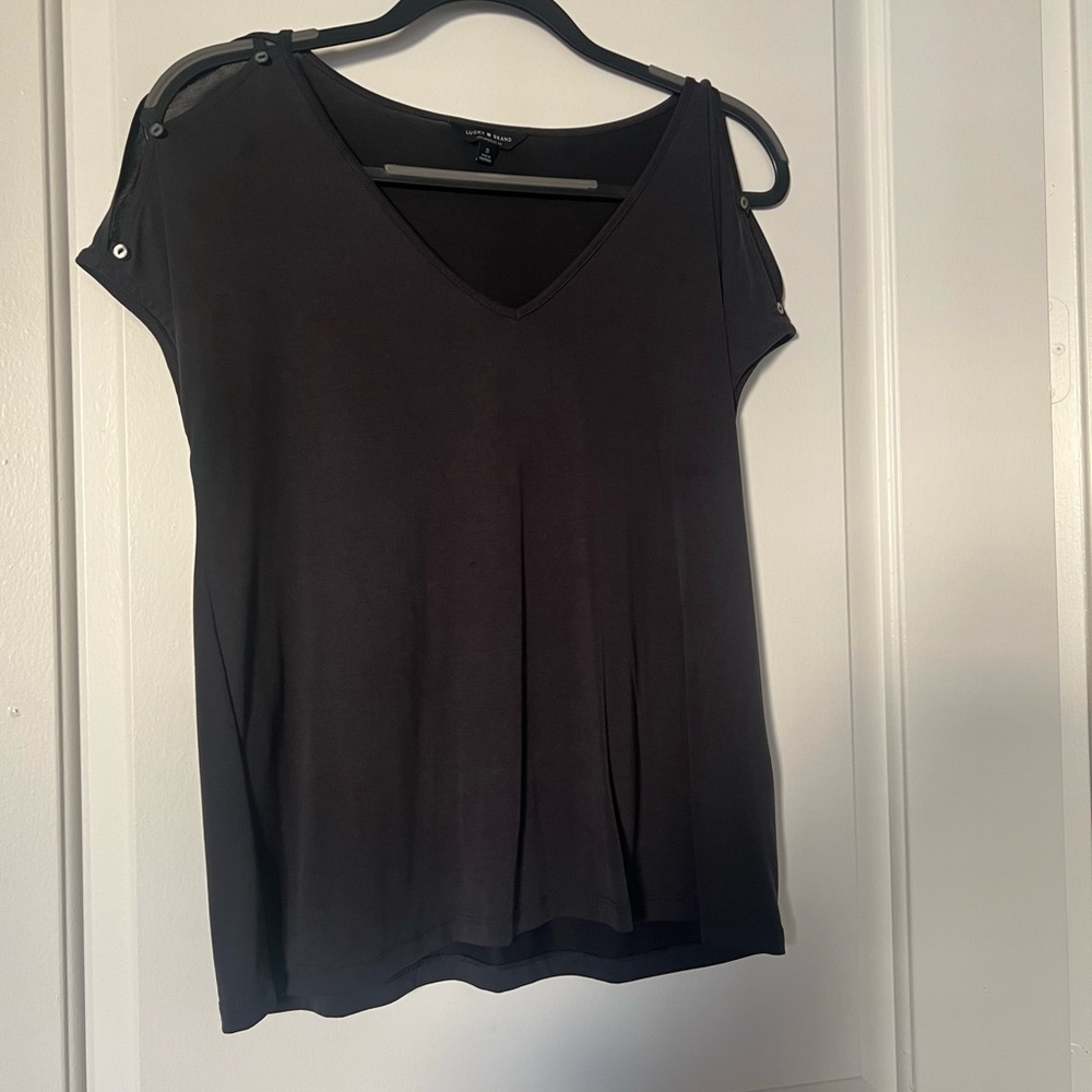 Lucky brand tshirt